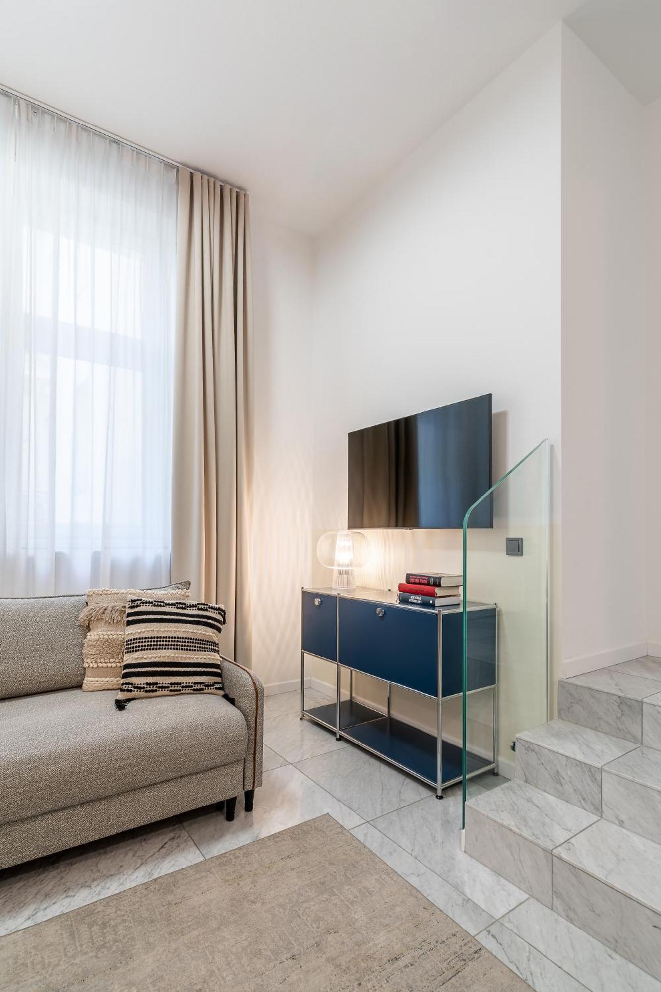 Aparthotel H11